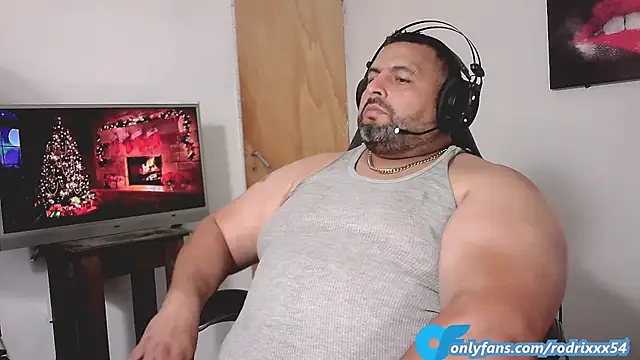 Snapshot of rodrix54 chatting on 12/13/24, 01:26 rodrix54 online show from 12/13/24, 01:26