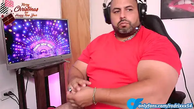 Snapshot of rodrix54 chatting on 12/30/24, 10:34 rodrix54 online show from 12/30/24, 10:34