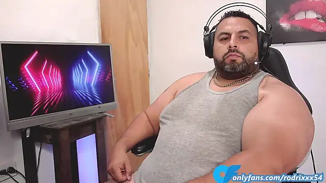 Snapshot of rodrix54 chatting on 01/04/25, 01:10 rodrix54 online show from 01/04/25, 01:10