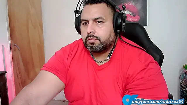 Snapshot of rodrix54 chatting on 03/17/25, 12:19 rodrix54 online show from 03/17/25, 12:19