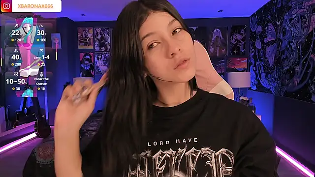 LanaKyutt online show from 12/14/25, 12:10