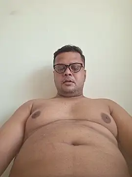 dirtybearr online show from 10/23/25, 05:51