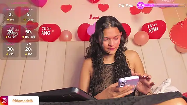  frida1 online show from 02/14/25, 02:02