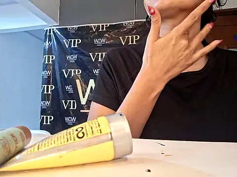  frida1 online show from 02/26/25, 12:47