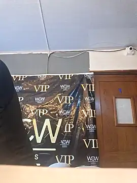  frida1 online show from 02/28/25, 12:42