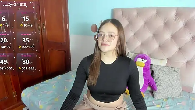  Sarahh 0 online show from 02/18/25, 01:33