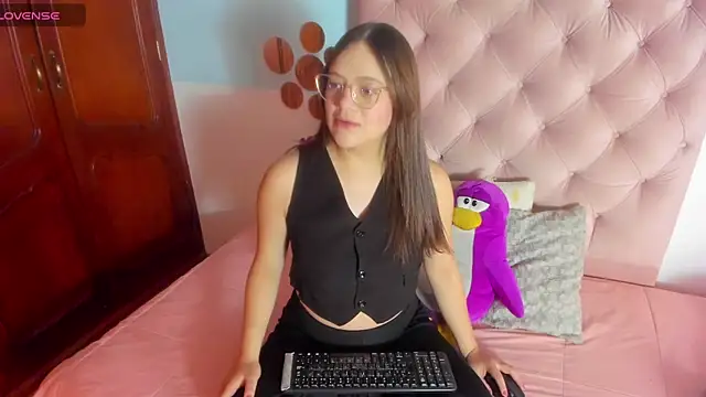  Sarahh 0 online show from 02/28/25, 01:58