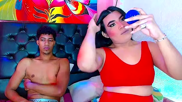 Snapshot of ray_and_666 chatting on 12/17/25, 12:22 ray and 666 online show from 12/17/25, 12:22