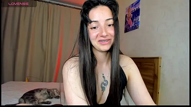 AishaGold online show from 06/19/26, 10:24