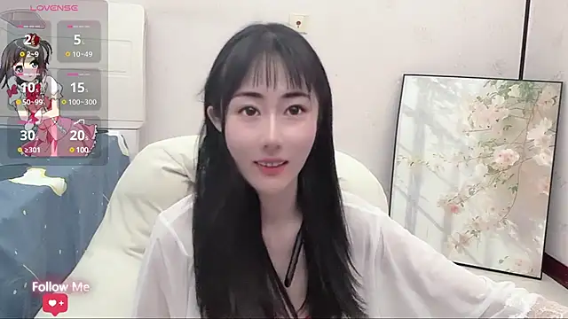 qiqi-- online show from 02/18/25, 02:16