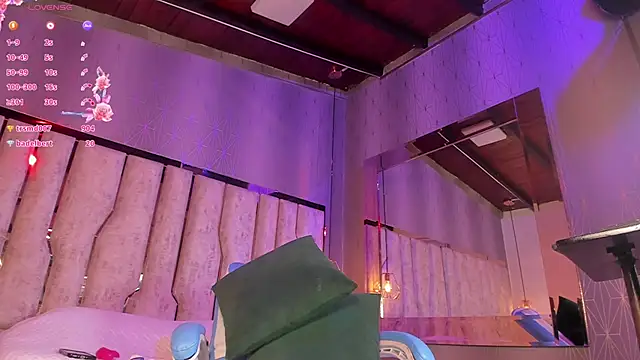 ari monet online show from 02/11/25, 02:46