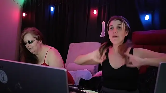 Sexy Mama-69 online show from 09/24/25, 04:54