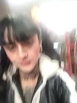 emma onassis 17 online show from 01/29/25, 03:54