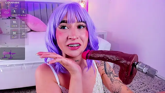 Snapshot of EriKlein chatting on 02/10/25, 10:51 EriKlein online show from 02/10/25, 10:51