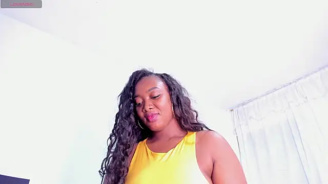 RoxannaBlanche online show from 02/06/25, 11:04