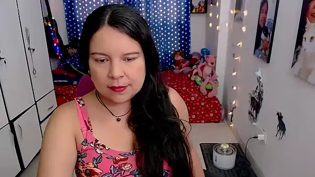 Snapshot of claryssa_ chatting on 01/07/25, 07:49 claryssa online show from 01/07/25, 07:49