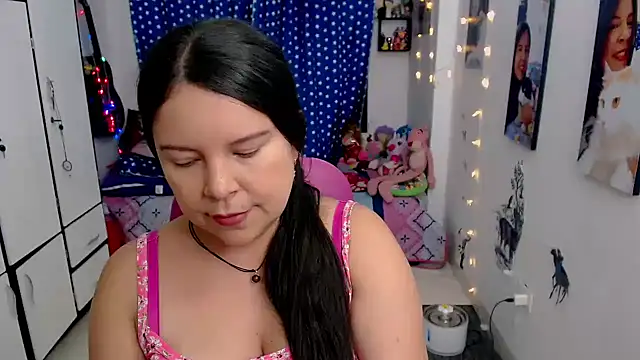 Snapshot of claryssa_ chatting on 01/20/25, 12:57 claryssa online show from 01/20/25, 12:57