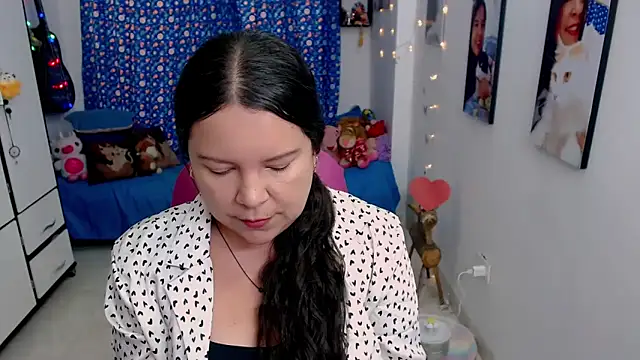 claryssa  online show from 03/08/26, 09:18