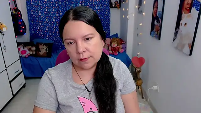 claryssa  online show from 03/25/26, 10:16