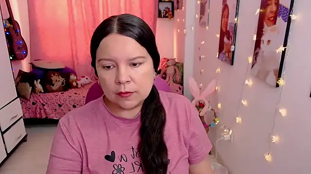 claryssa  online show from 04/10/26, 07:18