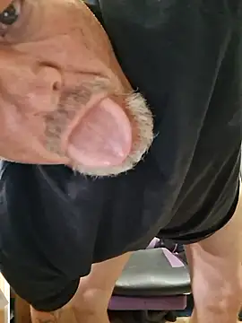 bigdoog8 online show from 07/25/26, 12:20