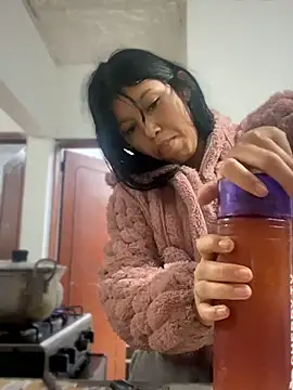 emily rosse04 online show from 10/29/25, 11:12