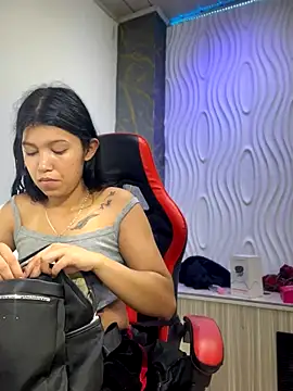 emily rosse04 online show from 11/20/25, 11:10