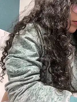 CurlyGirl 1 online show from 01/13/25, 06:27