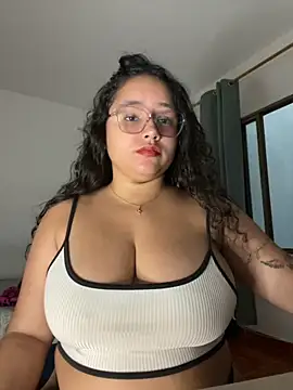 CurlyGirl 1 online show from 10/07/25, 10:29