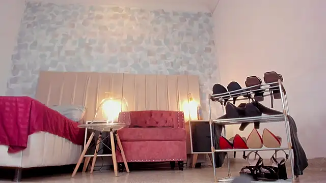 samara smithh online show from 02/07/25, 01:32