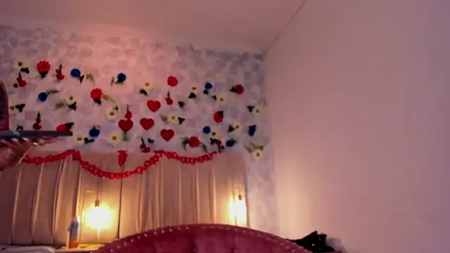 samara smithh online show from 02/28/25, 05:37