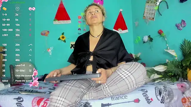 SheraHadee online show from 01/12/26, 12:38