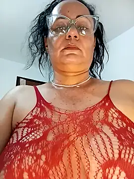 Snapshot of Eunice73 chatting on 12/06/24, 02:13 Eunice73 online show from 12/06/24, 02:13