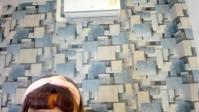 angel dthroatt online show from 02/11/26, 12:10