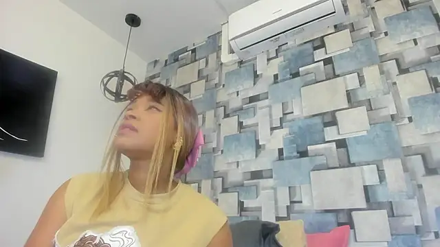 angel dthroatt online show from 03/10/26, 12:10