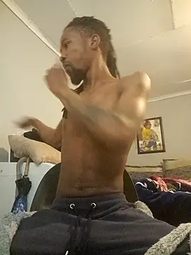 Snapshot of koolbend chatting on 09/09/25, 05:07 koolbend online show from 09/09/25, 05:07