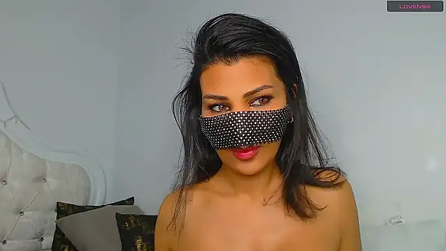 Snapshot of Turkish_Latina chatting on 12/25/24, 02:35 Turkish Latina online show from 12/25/24, 02:35