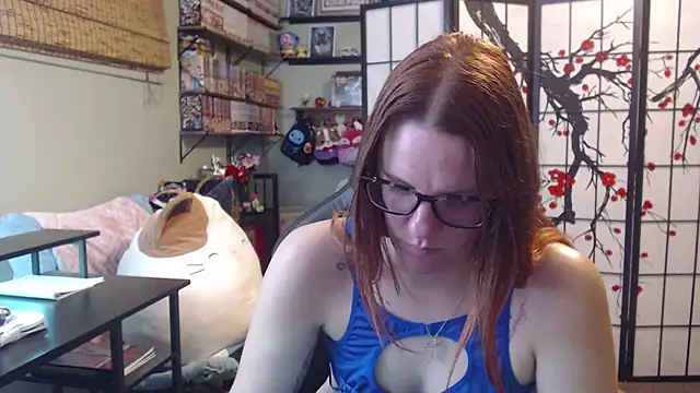 Snapshot of Sarahtineke chatting on 05/04/26, 02:07 Sarahtineke online show from 05/04/26, 02:07
