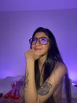 BubbleGumm  online show from 03/22/25, 06:43