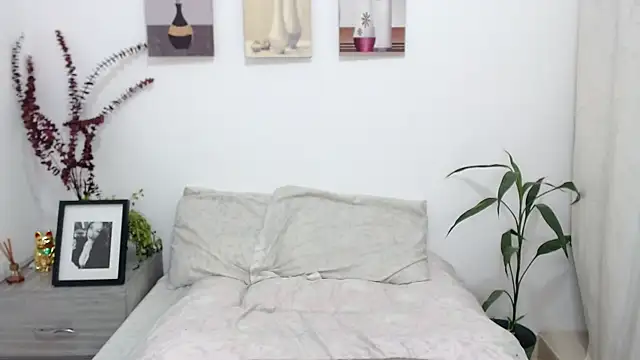 titsbiglovers online show from 01/18/25, 10:06