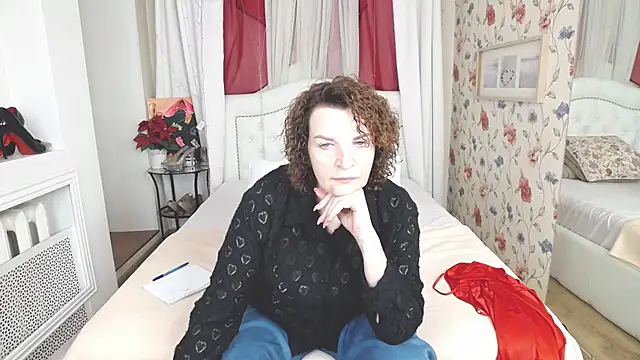 Snapshot of AmiHotGranny chatting on 07/20/26, 12:29 AmiHotGranny online show from 07/20/26, 12:29