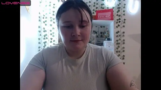 Light Luna online show from 01/12/25, 01:58