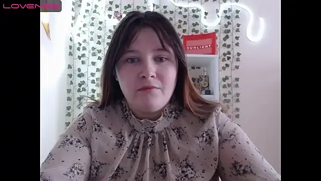 Light Luna online show from 01/13/25, 06:16