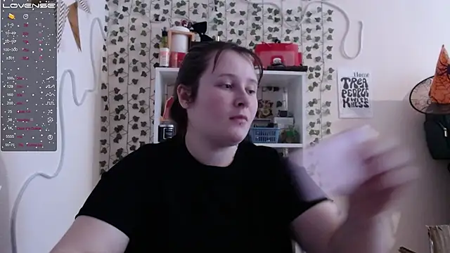 Light Luna online show from 02/04/25, 10:43