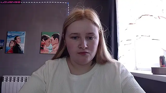 Light Luna online show from 10/20/25, 05:30