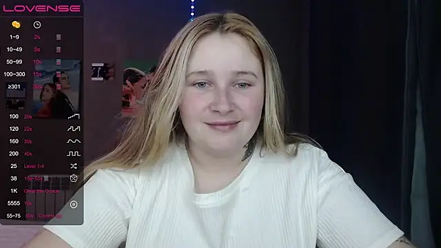 Light Luna online show from 11/01/25, 02:08