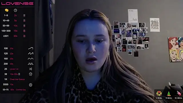 Light Luna online show from 11/22/25, 03:11