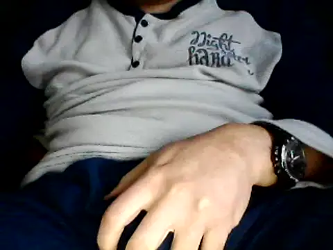 Snapshot of daky_86 chatting on 03/07/25, 04:44 daky 86 online show from 03/07/25, 04:44