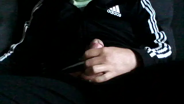 Snapshot of daky_86 chatting on 09/25/25, 04:54 daky 86 online show from 09/25/25, 04:54