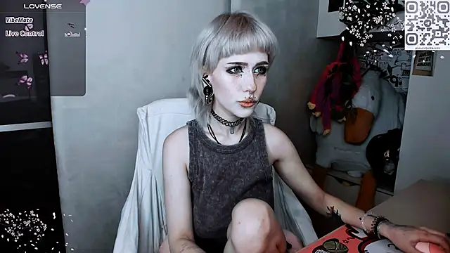 say mary online show from 11/11/25, 09:53